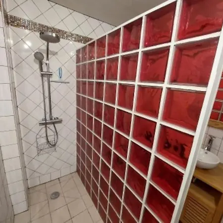 Apartment Nuits Au Pied Du Phare Calais
